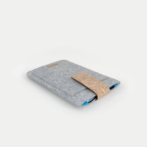 Hylse for PocketBook InkPad Color 3 | med magnetlås og ekstra rom | lys grå - Shapes | Modell "HAKA"