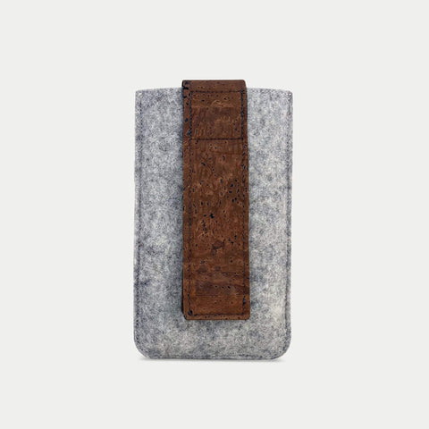 Praktisk belteveske for iPhone 15 Pro Max | med magnetlås og kortlomme | lys grå | modell CLIP