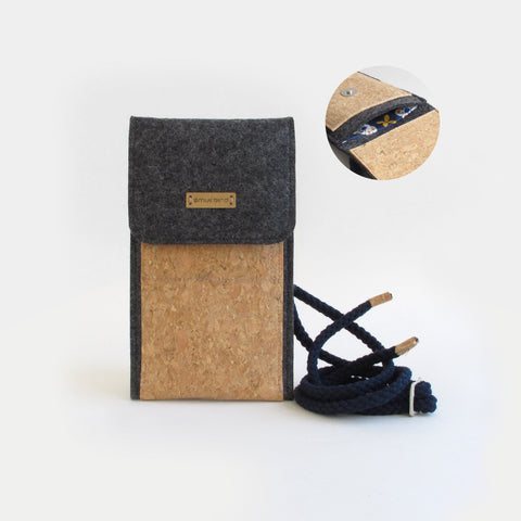 Skulderveske til iPhone 15 | laget av filt og økologisk bomull | antrasitt - blomst | Modell KEDJA