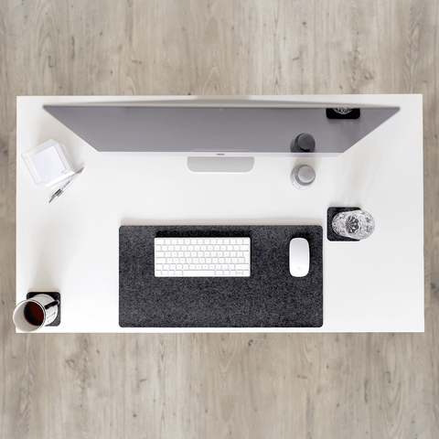 Skrivebordsunderlag av filt og kork | 30x60 cm | antrasitt