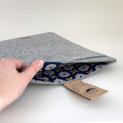 Deksel for Asus Vivobook 13 Slate | med magnetlås og ekstra rom  | lys grå - Bloom | Modell "HAKA"