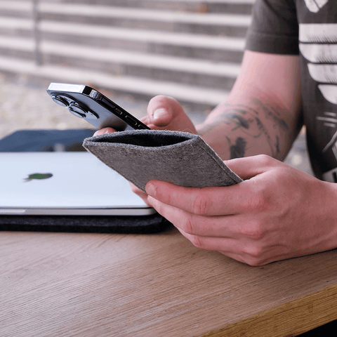 Mobilveske for Samsung Galaxy Z Fold6 | laget av filt og økologisk bomull | lys grå - fargerik | modell "LET"