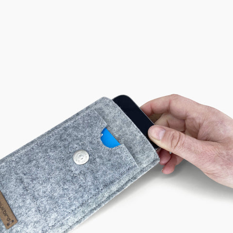 Handytasche für iPhone 12 | mit Magnetverschluss und extra Fach | hellgrau - Shapes | Modell HAKA