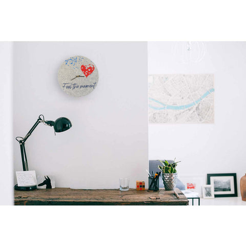 Veggklokke i filt og kork 30 cm | Design "Heart" av Anja Streese