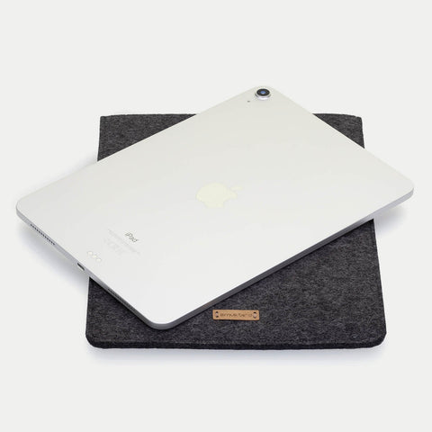 Deksel for iPad Pro 11" - 4. gen | laget av filt og økologisk bomull | antrasitt - former | Modell "LET"