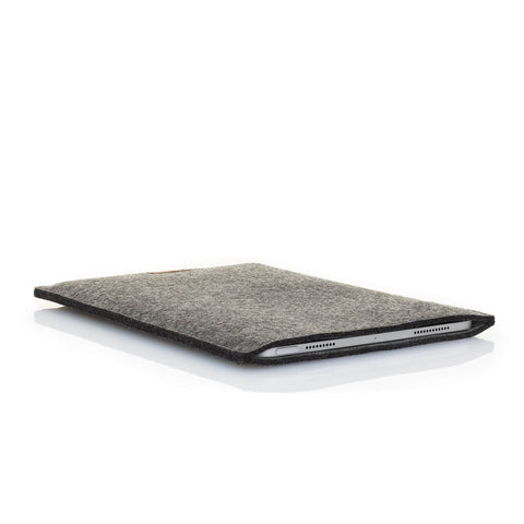 Deksel for iPad Pro 12,9" - 6. gen | laget av filt og økologisk bomull | antrasitt - spor | Modell "LET"